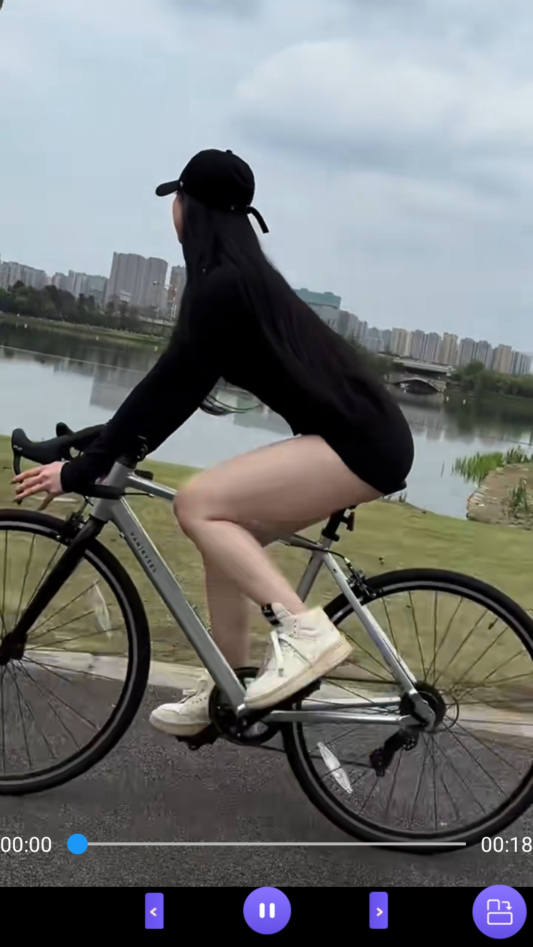 穿错袜子的经典名句截图